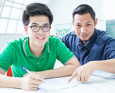 Gia Sư Luyện Thi SAT Tại Nhà Và Online
